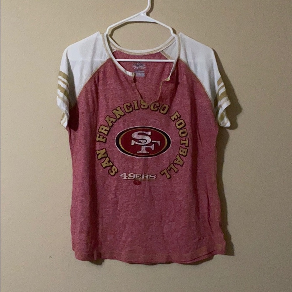 San Francisco 49ers football shirt w cut v neck